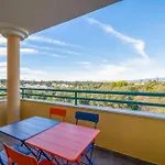 Sunny 1bdr Flat With Pool In Vau By Lovelystay Appartement