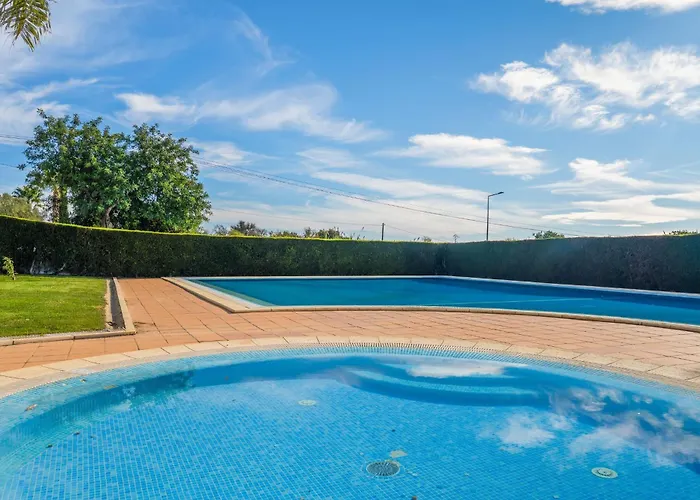 Apartment Sunny 1bdr Flat With Pool In Vau By Lovelystay Portimão