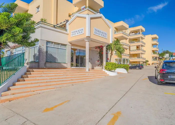 Apartment Sunny 1bdr Flat With Pool In Vau By Lovelystay *