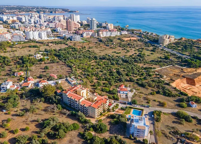 Sunny 1bdr Flat With Pool In Vau By Lovelystay *